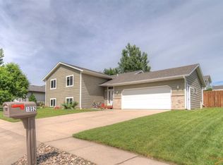 1052 Pennington St, Rapid City, SD 57703