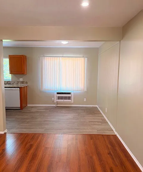 17620 Burbank Blvd #9 — Photo 5