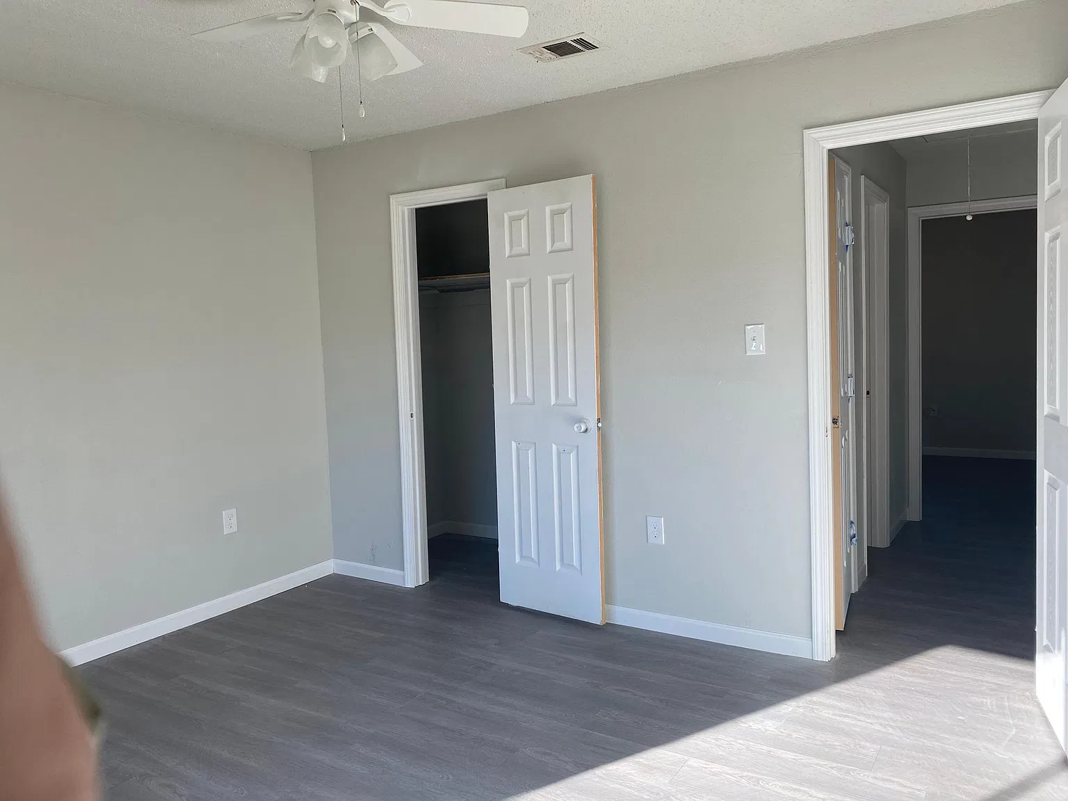 513 Fife Lane — Photo 3