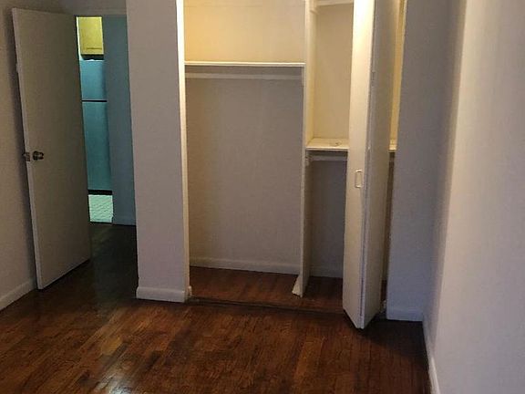 5th image of 320 W 96th St APT 5F