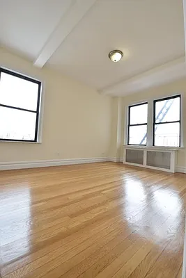 Rented by (Legacy) NY Quality Living Uptown | media 19