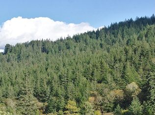 633 Van Duzen Rd, Mad River, CA 95526