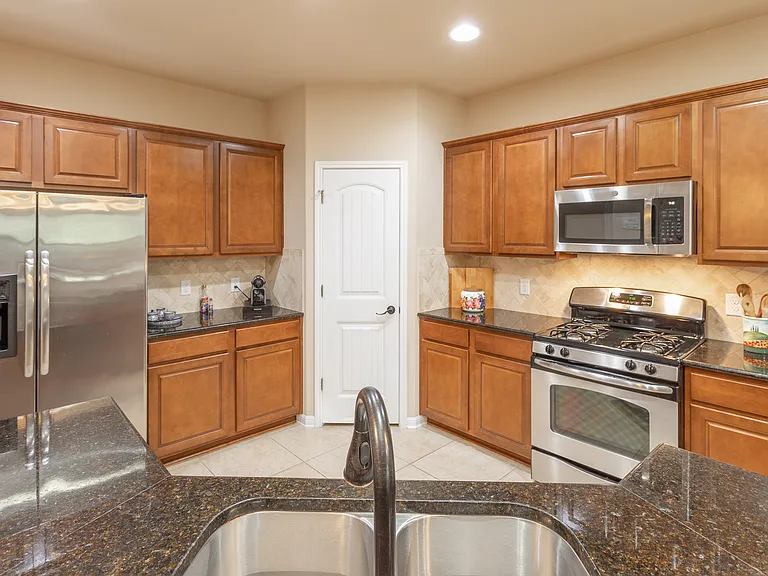10803 Newcroft Pl — Photo 12