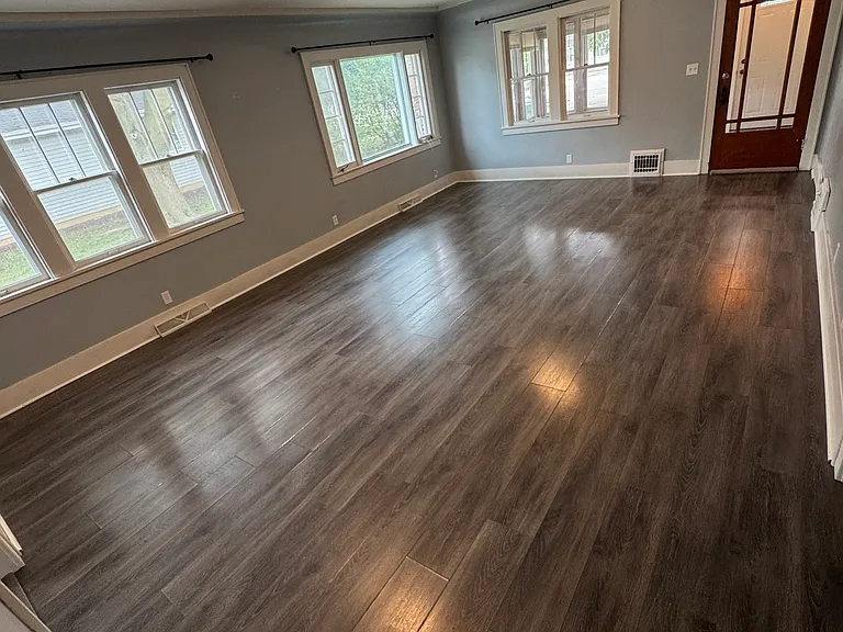 1510 Summit Ave #B — Photo 5