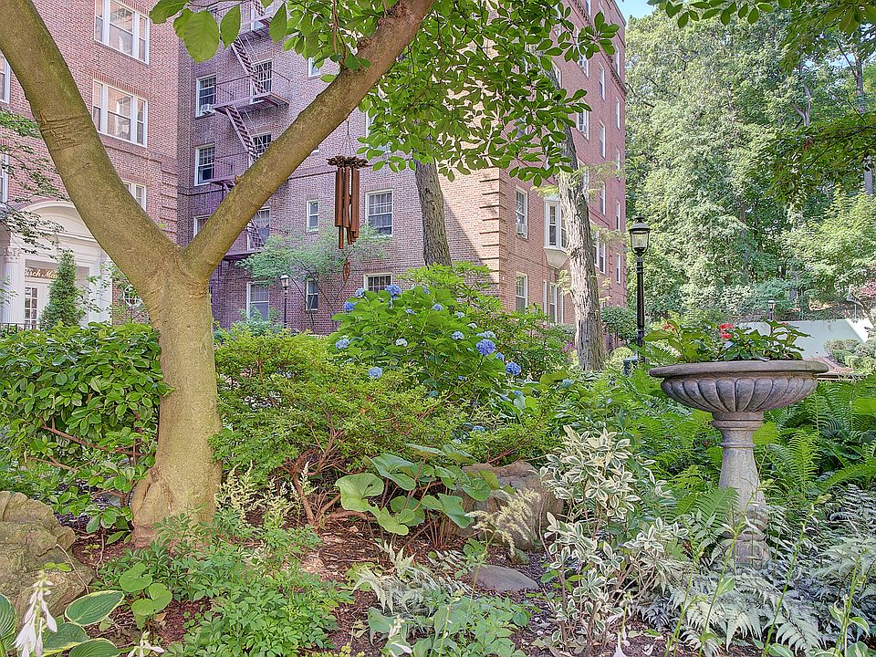 1st image of 117 Park Ln S #C3d