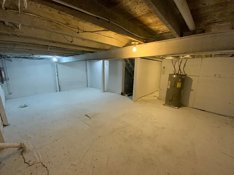 1104 Coats St — Photo 31