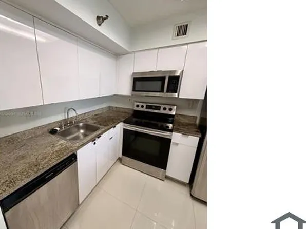 3330 NE 191st St #404, Miami, FL 33180