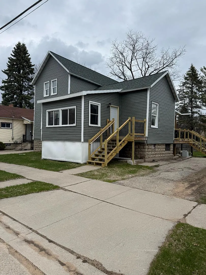 Unit Photo - 810 4th St