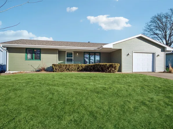 1220 E Girard Ave, Indianola, IA 50125