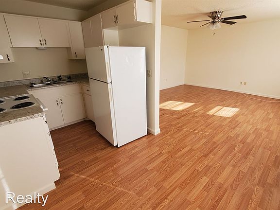 2nd image of 2707 6th Ave APT 6