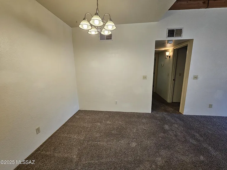 5750 N Camino Esplendora #C-227 — Photo 10