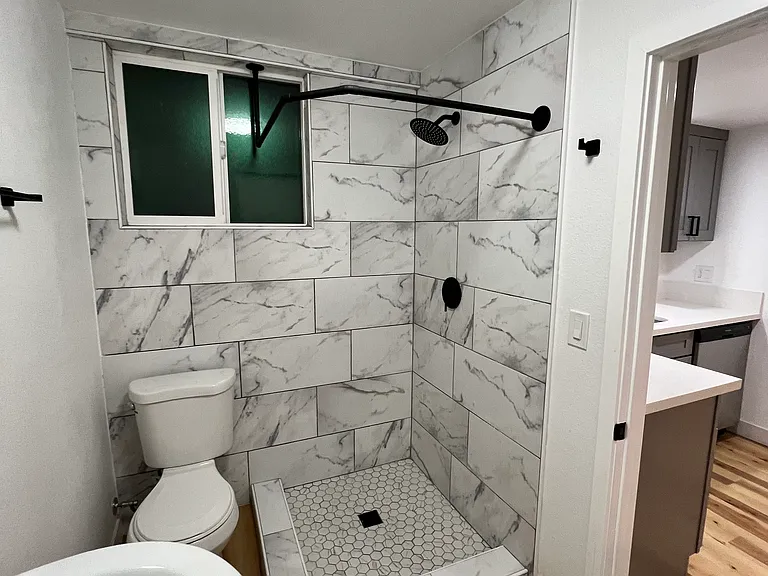 3096 Goldner St #3 — Photo 4