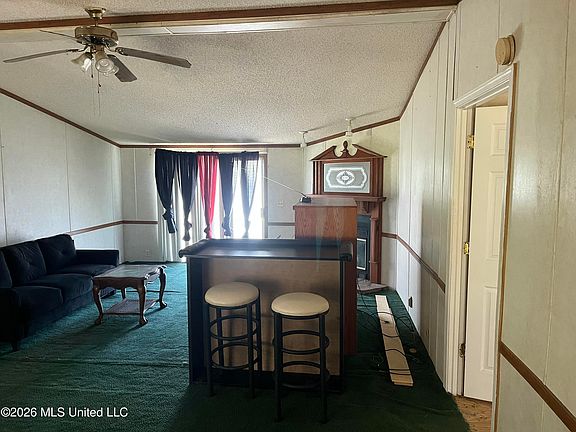 4th image of 980 Tenner Rd