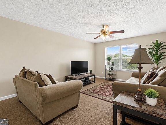 3rd image of 12303 Waldrop Pl