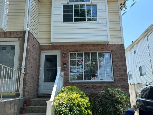94 Belair Rd, Staten Island, NY 10305
