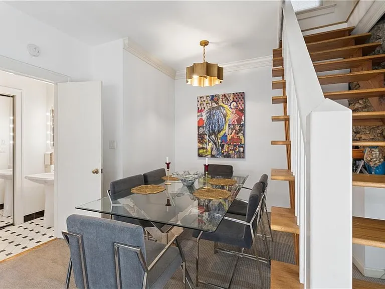 11 Polo Dr NE — Photo 3