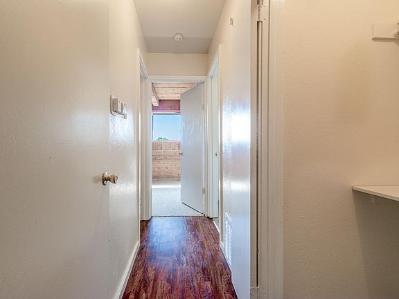 3rd image of 3438 Nashland Ave #B5e1cdd09