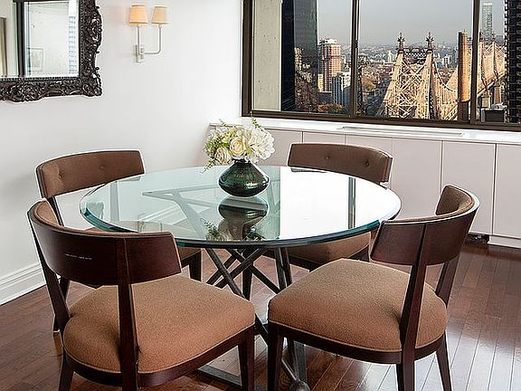 4th image of 300 E 59th St APT 2907