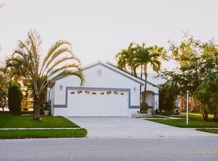 410 NW 187th Ave, Pembroke Pines, FL 33029