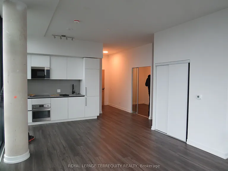 35 Parliament St #3304 — Photo 2