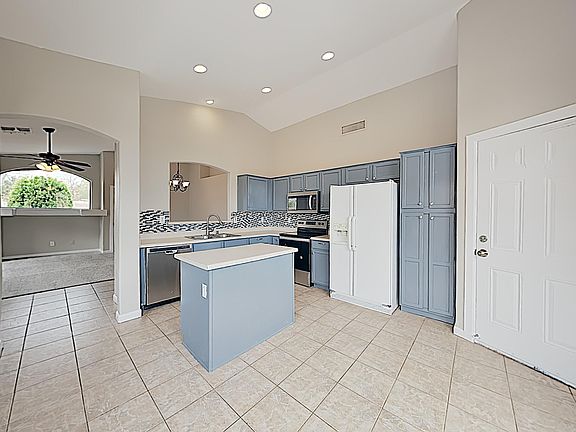 2nd image of 13950 N 134th Ln