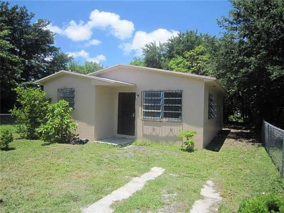 2nd image of 6322 NW 21st Ave
