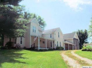 211 W Maple Ave, Ursa, IL 62376