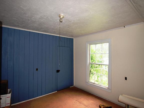3rd image of 124 A St