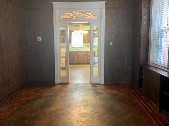 5th image of 1110 Snyder Ave