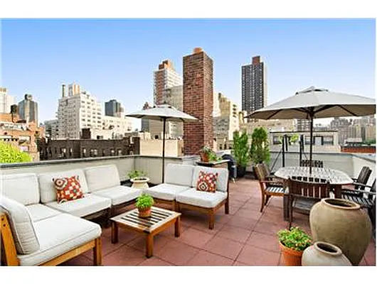 Sold by Douglas Elliman | media 12