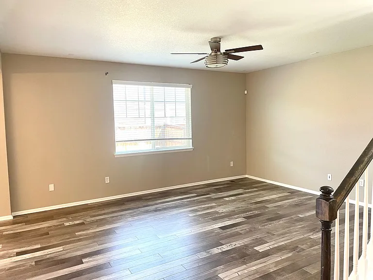 25147 E Maple Ave — Photo 7