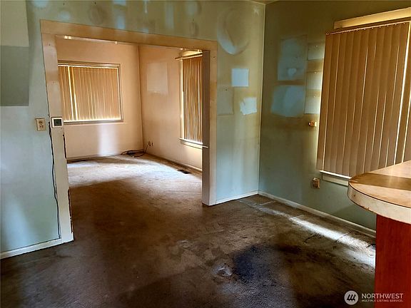 5th image of 605 Morris Avenue S