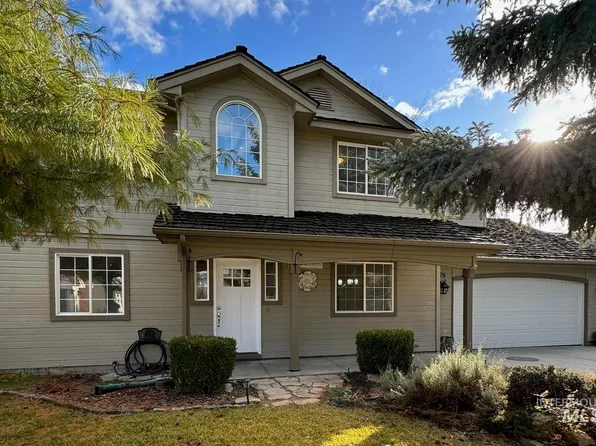 5576 N Riffle Way, Garden City, ID 83714