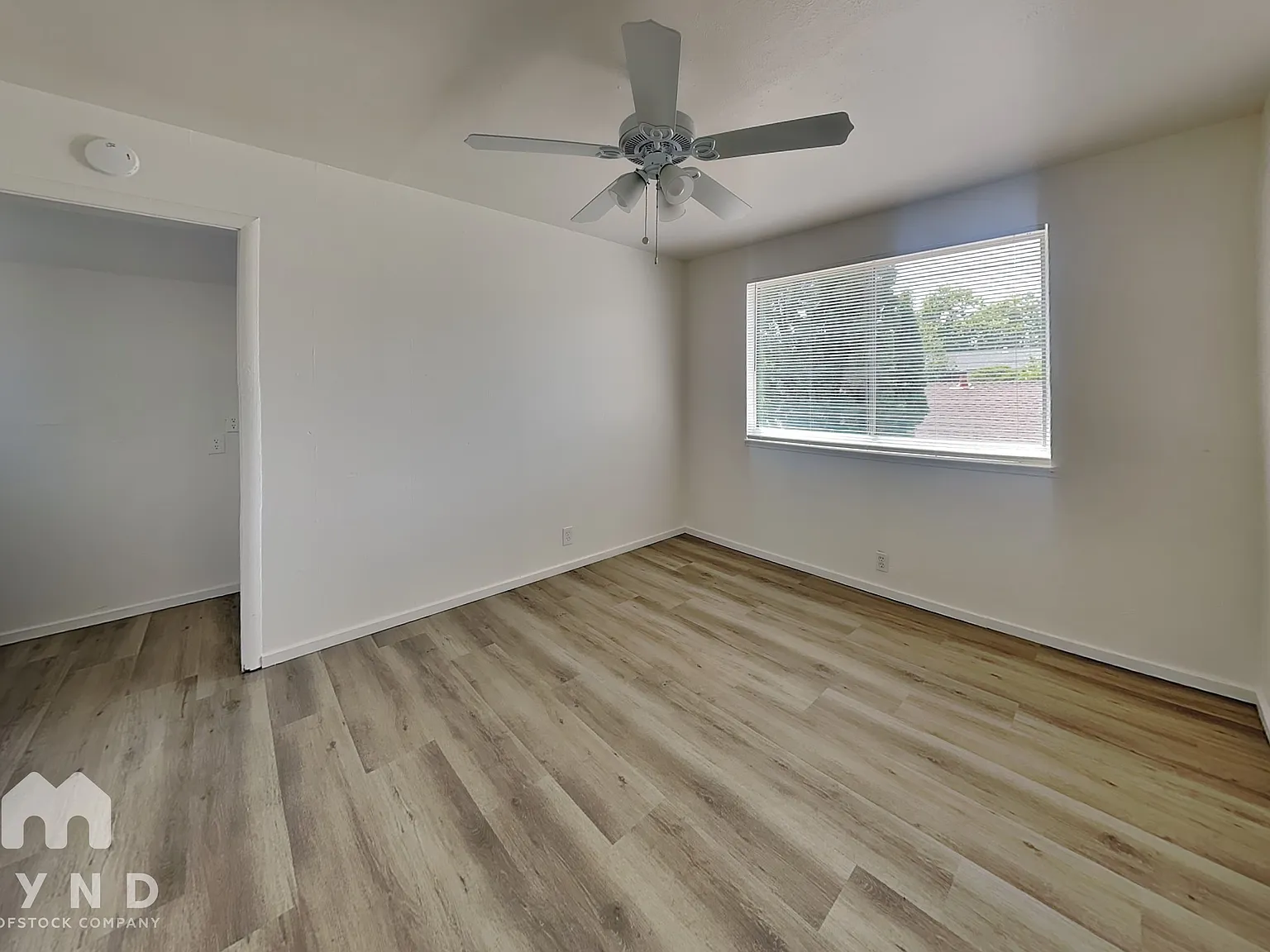 Studio, 1.0 bath, 200 sqft, $2,195 — Photo 2