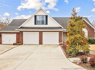 140 Mosswood Dr, Raeford, NC 28376