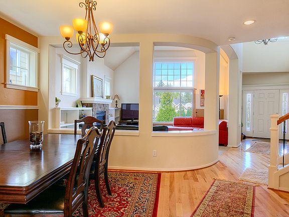 3rd image of 3462 NE Marion Ln