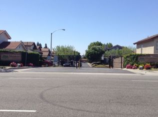 1562 N Gardena Ave, Rialto, CA 92376