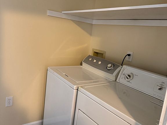 5th image of 31 E 2nd St Unit 1