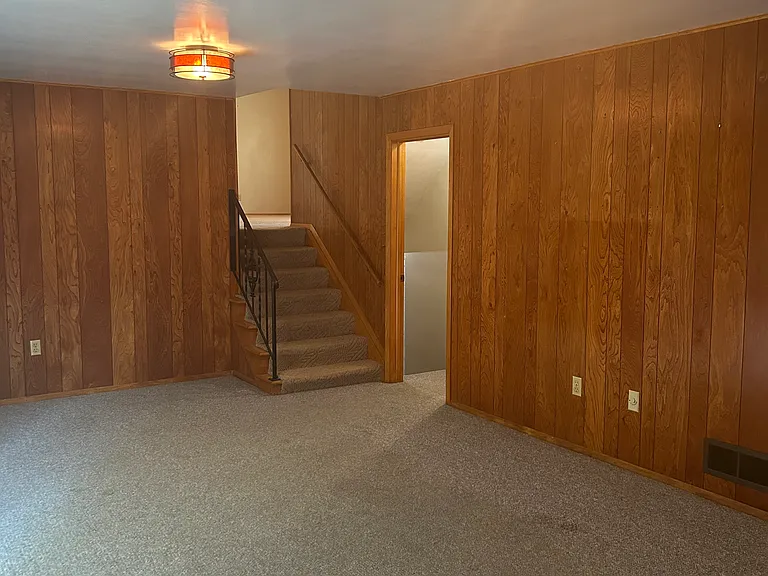 371 Elm Ave — Photo 25