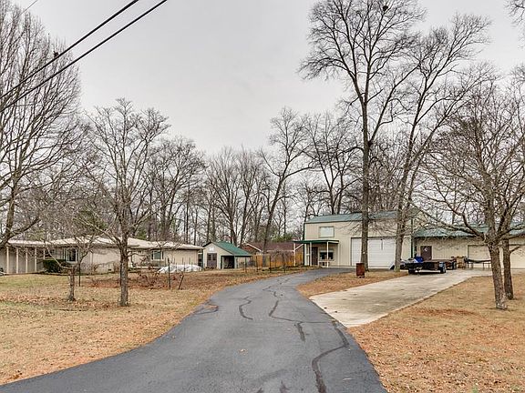 2nd image of 104 Richland Dr