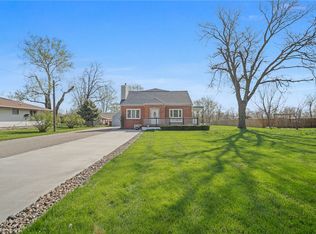 6195 SE 19th St, Des Moines, IA 50320