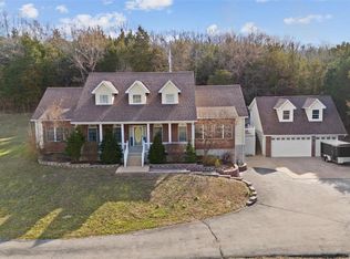 1736 Debra Ln, Arnold, MO 63010