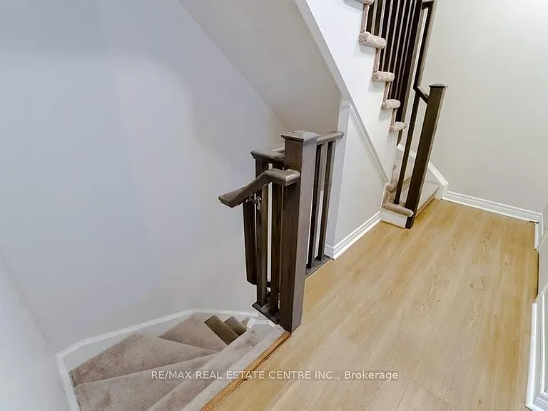 7 Waterview Dr — Photo 14