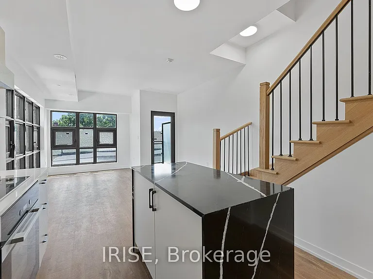 485 Logan Ave S #310 — Photo 9