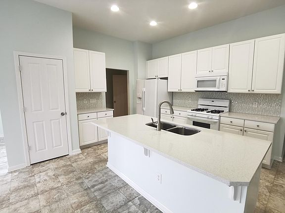 4th image of 14057 Short Stone Pl
