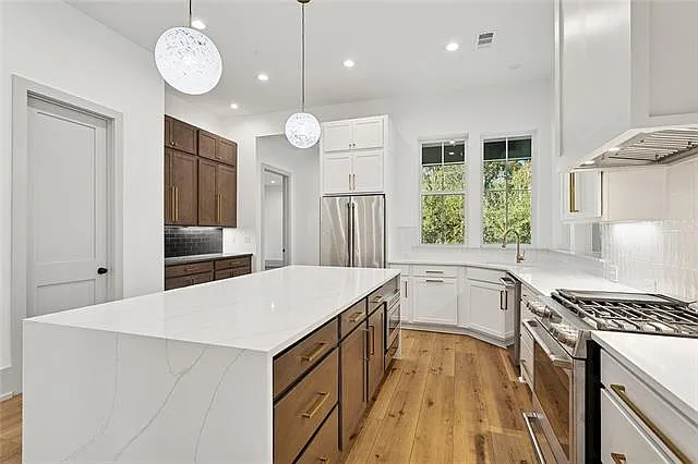 17314 Paddock Cir — Photo 7