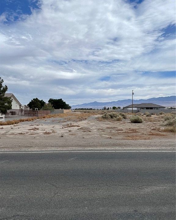 1st image of 1440 E Mount Charleston Dr S