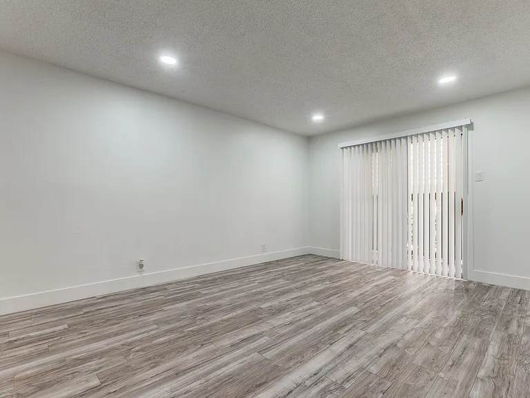 4851 Cedar Springs Rd #177 — Photo 8