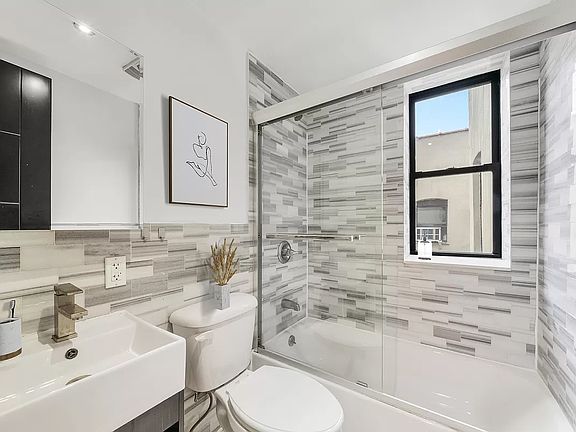 5th image of 169 Manhattan Ave APT 3C