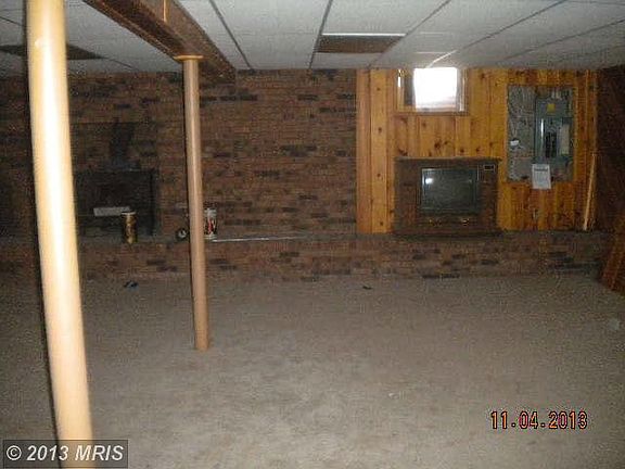 4th image of 824 Randolph Dr